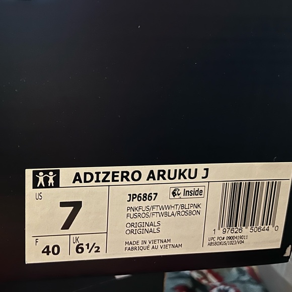 adidas Originals Aruku New with tags and box 7 yth 8 woman’s - Picture 9 of 10
